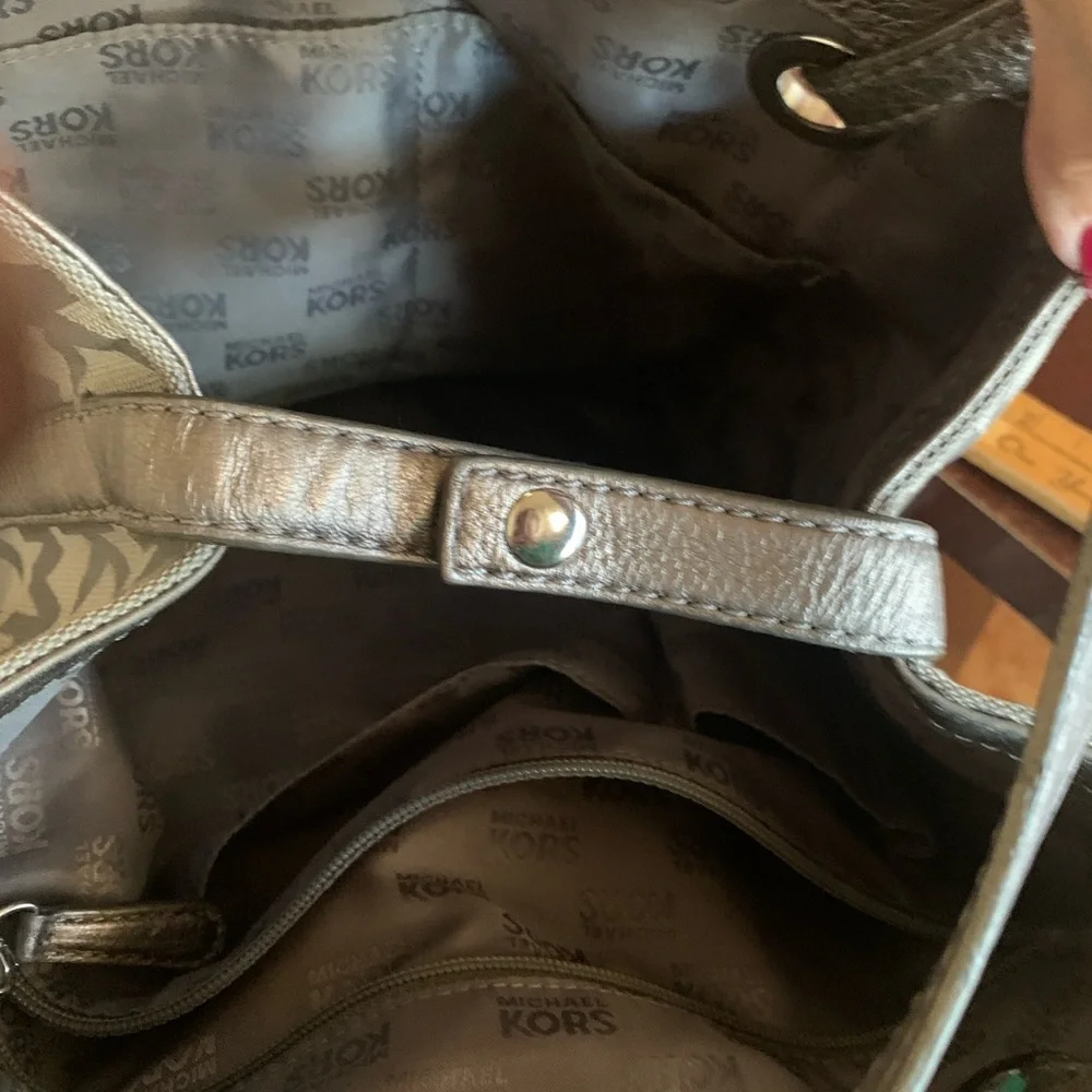 Michael Kors Monogram Gray Canvas Jet Set Handbag